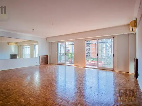Venta Departamento 4amb al frente con balcon en Belgrano