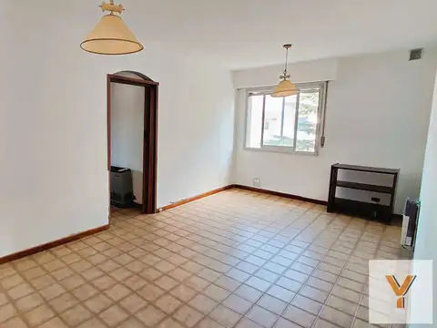 Departamento ideal flia numerosa / renta estudiantes - 3 Dormitorios - 65Mts2 - Centro - Apto cred.