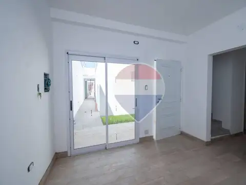 Hernandarias 2300