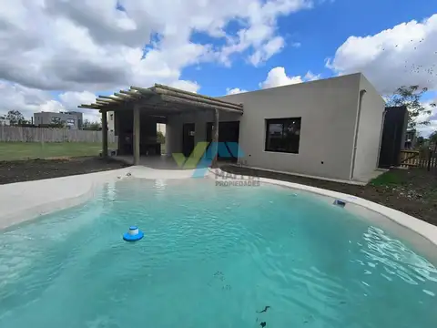 Casa en Venta con 1 cochera