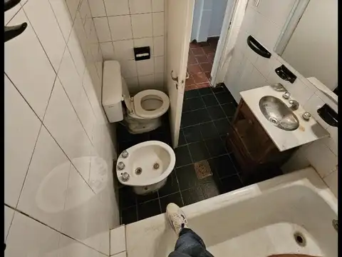 Casa de 3 dormitorios con gge pasante y fondo -