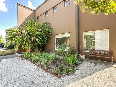 Casa en venta en Santa María de los Olivos, Guayaquil 2075