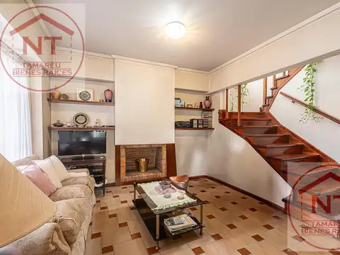 Depto Tipo Casa 5 ambientes con 2 baños