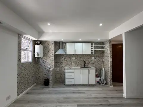 Departamento 2 ambientes en venta en Castelar Sur
