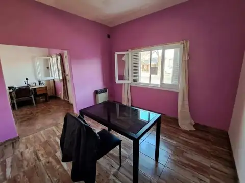 Casa en venta - 1 Dormitorio 1 Baño - Cochera - 327Mts2 - Quilmes Oeste