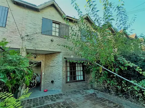 Ernesto de las Carreras 2200