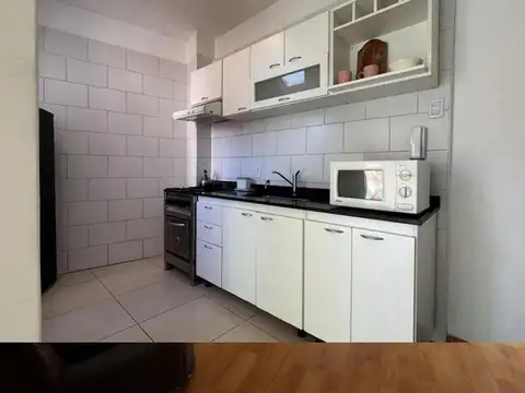 Depto Tipo Casa en Venta en Vicente Lopez, USD 140.000