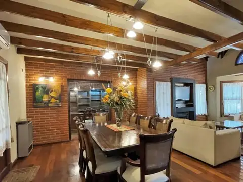 Casa en Venta de 4 dormitorios