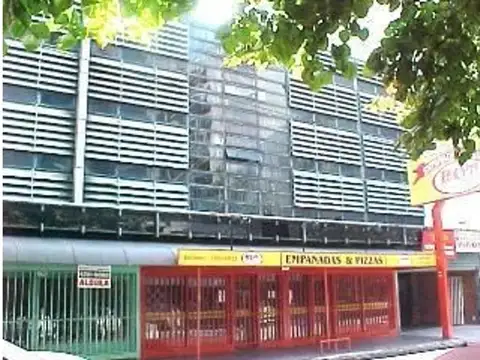 Mons Piaggio 133 , Piso 2