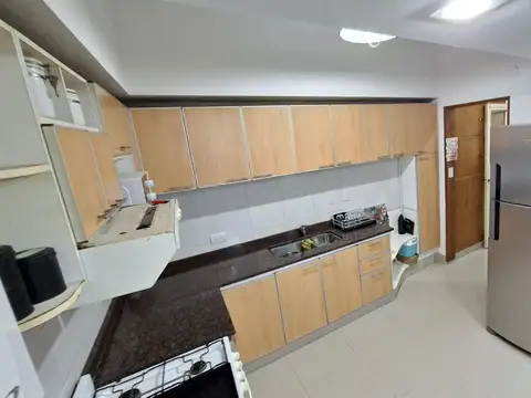 Venta casa 3 dormitorios cochera