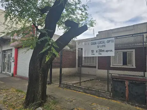 VENTA CASA 3 AMB CON LOCAL LOMAS DE MIRADOR