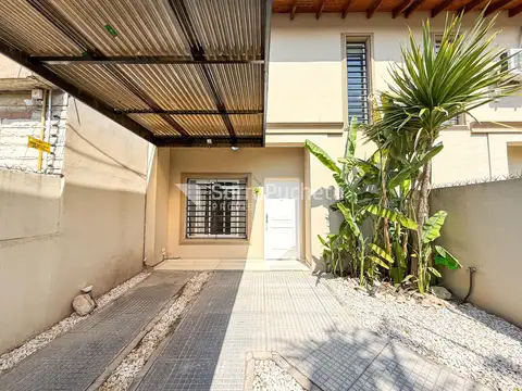 Tucuman al 3200 Castelar