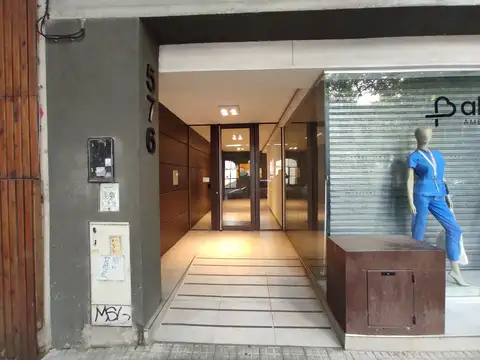 Calle 9 entre 43 y 44 - al 500