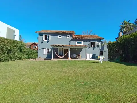 Hermosa Casa en Maschwitz Privado 3 dormitorios c depcia