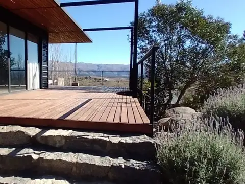 CASA EN VENTA SOBRE RUTA 273 – VILLA YACANTO