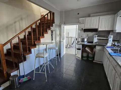 Depto Tipo Casa 4 ambientes con 3 baños