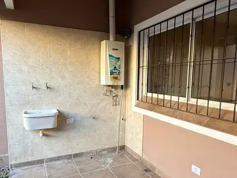 Dúplex en alquiler c/ cochera en Grand Bourg, Salta