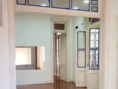 Depto Tipo Casa Monoambiente con 5 baños