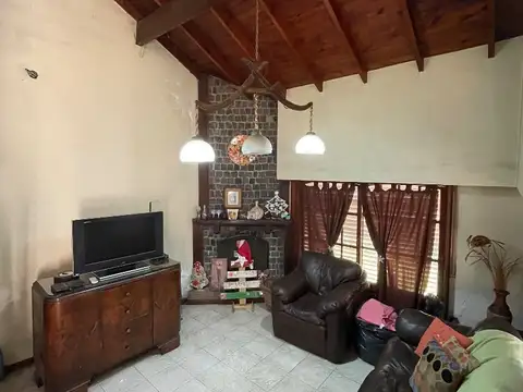 Casa en Venta en Quilmes Oeste, USD 200.000