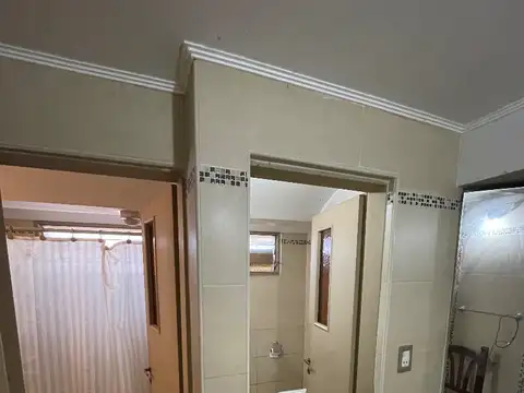 Casa en Venta en Quilmes Oeste, USD 200.000