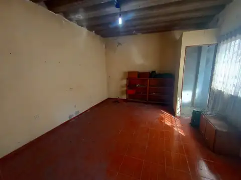 OPORTUNIDAD VENTA CHALET 4 AMBIENTES ESCUCHA OFERTA