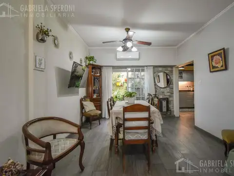 Casa 4 ambientes con 1 baño