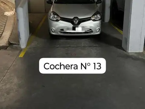 Valentin Gomez 3700. Entre Bulnes y Mario bravo