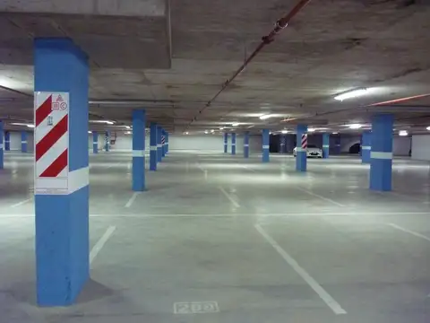 ALQUILER COCHERA EN CIUDAD RIBERA / PUERTO NORTE