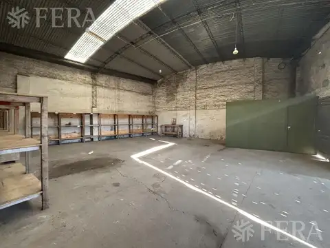 Alquiler Galpón 2200 m2 en Gerli-Lanús