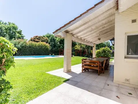 Casa en Venta en San Diego Country Club, USD 408.000