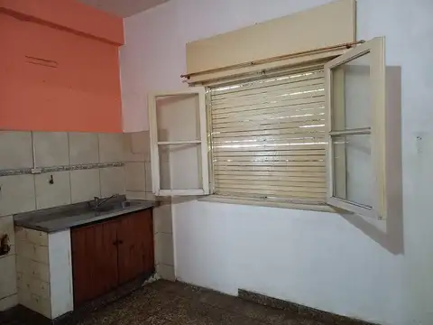 Casa en Alquiler con 1 cochera
