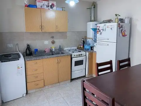 Depto Tipo Casa en Venta con 1 cocheras