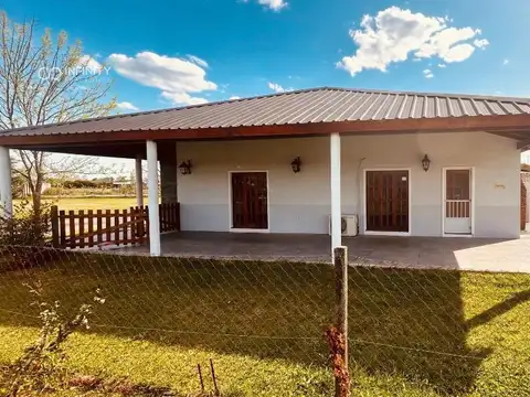Casa 5 ambientes con 3 baños
