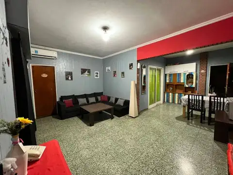 VENTA DPTO 4 AMB EN CIUDADELA - PERMUTA