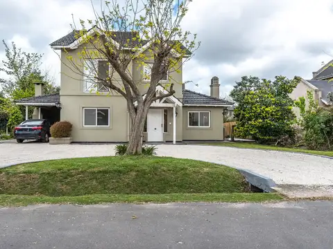 Casa en Venta de 4 dormitorios