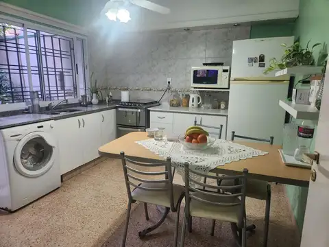 Depto Tipo Casa en Venta con 1 cocheras
