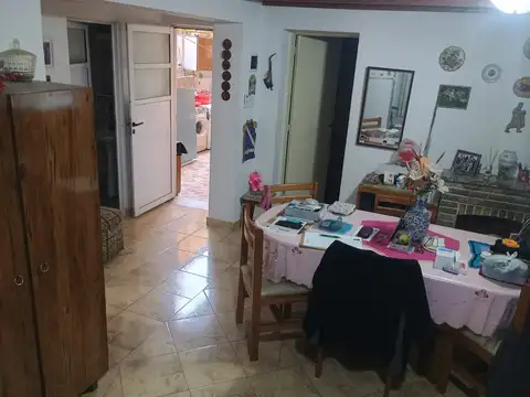 Depto Tipo Casa en Venta en Pompeya, USD 85.000