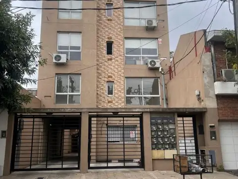 Blanco Encalada 1362 , Piso 2