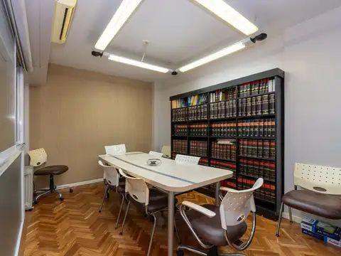 OFICINA / CONSULTORIO EN ALQUILER EN TRIBUNALES