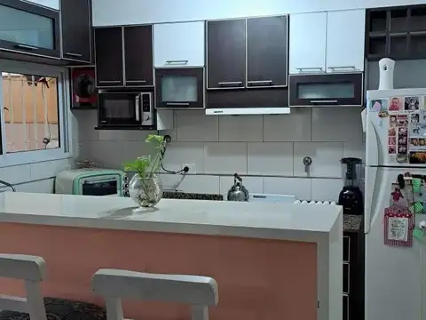 Depto Tipo Casa en Venta de 2 dormitorios