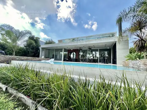 Casa en Venta de 5 dormitorios