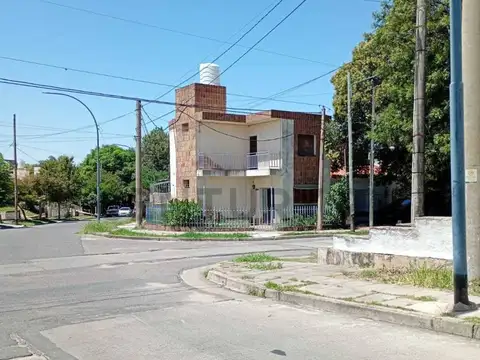 Dr Molinas esquina Av Central 100, Piso 0