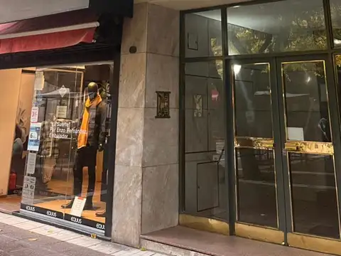 ALQUILER DE SEMIPISO EN PEATONAL 3 DORMI. 2 BAÑOS
