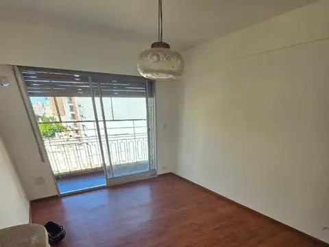 San Juan 450 , Piso 8