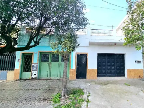 La Porteña 4000, Piso pb