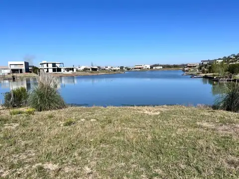 Terreno en venta en Barrio San Sebastián - Se acepta permuta