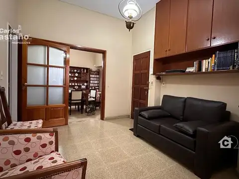 Depto Tipo Casa en Venta de 5 ambientes