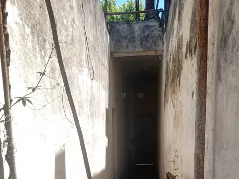 GALPON + CASA  350 MTS 150 CUBIERTOS SAN ANDRES ZONA INDUSTRIAL