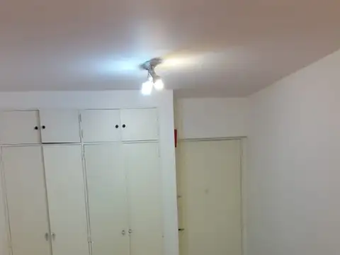 Dueño vende, departamento en San Cristobal