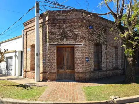 Hermosa casa estilo antigua